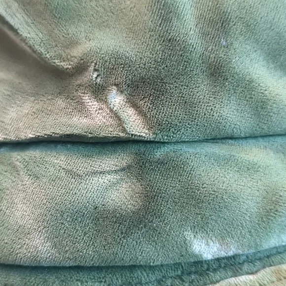 1960s Vintage Green Velvet Bucket Hat Mr. John Classic Paris New York - Picture 8 of 9